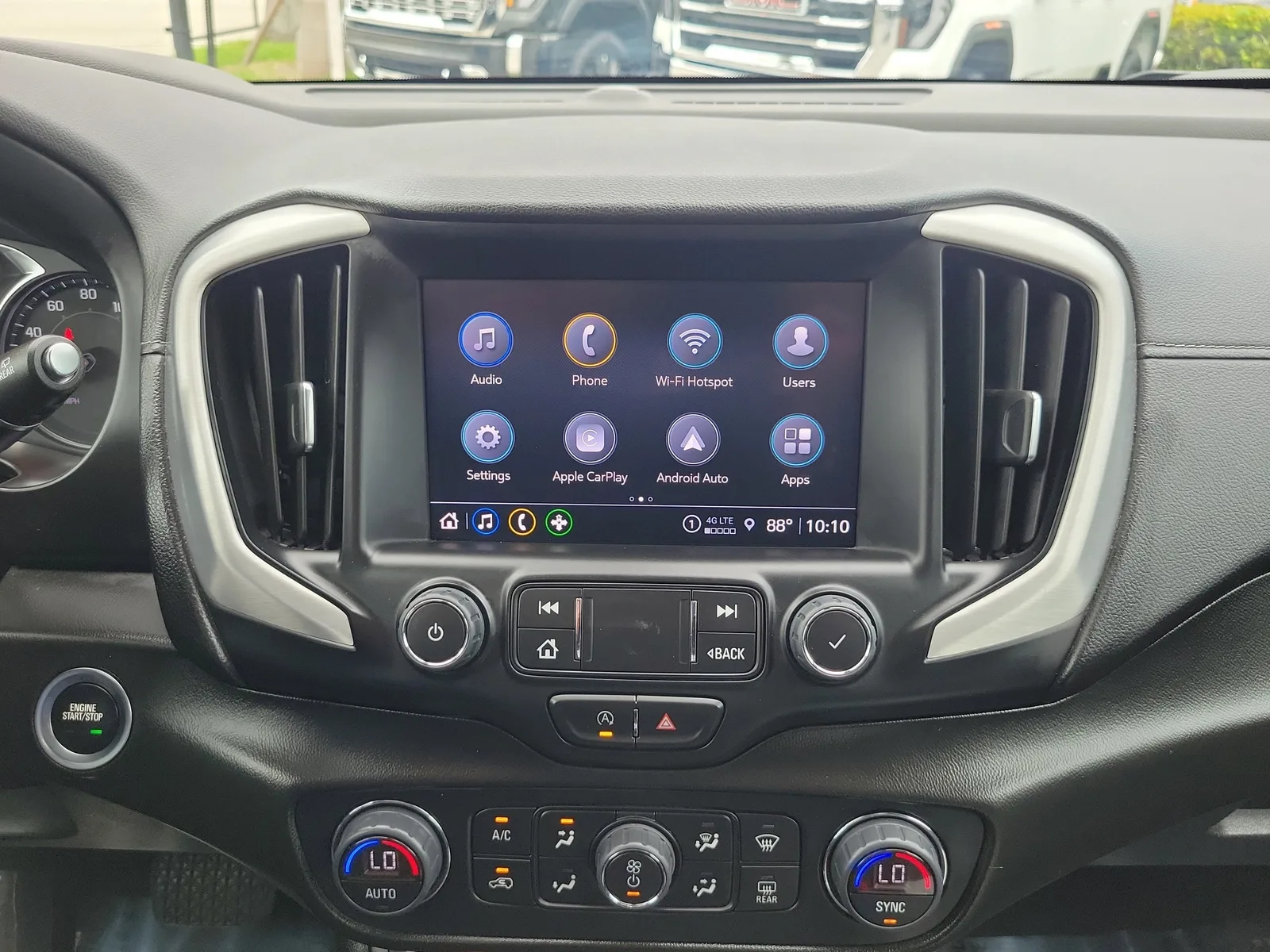 2022 GMC Terrain SLT photo 22