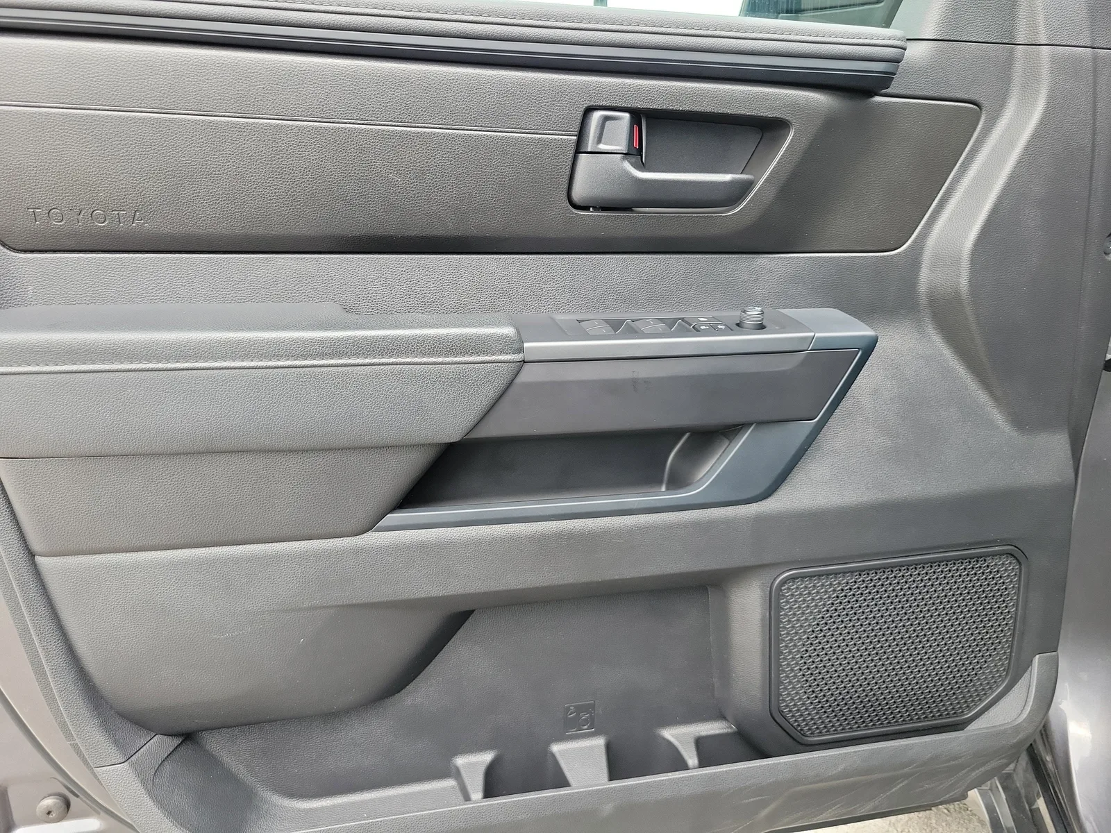 2023 Toyota Tundra 2WD SR photo 25