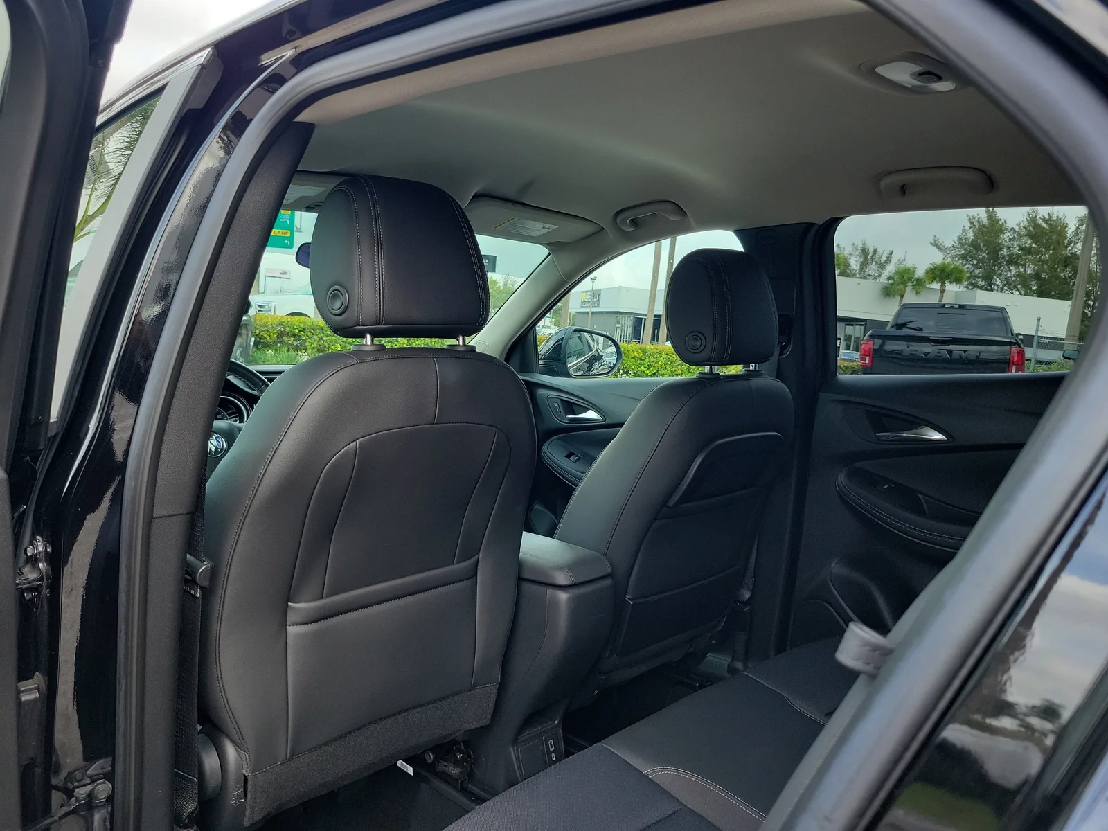 2023 Buick Encore GX Preferred photo 13