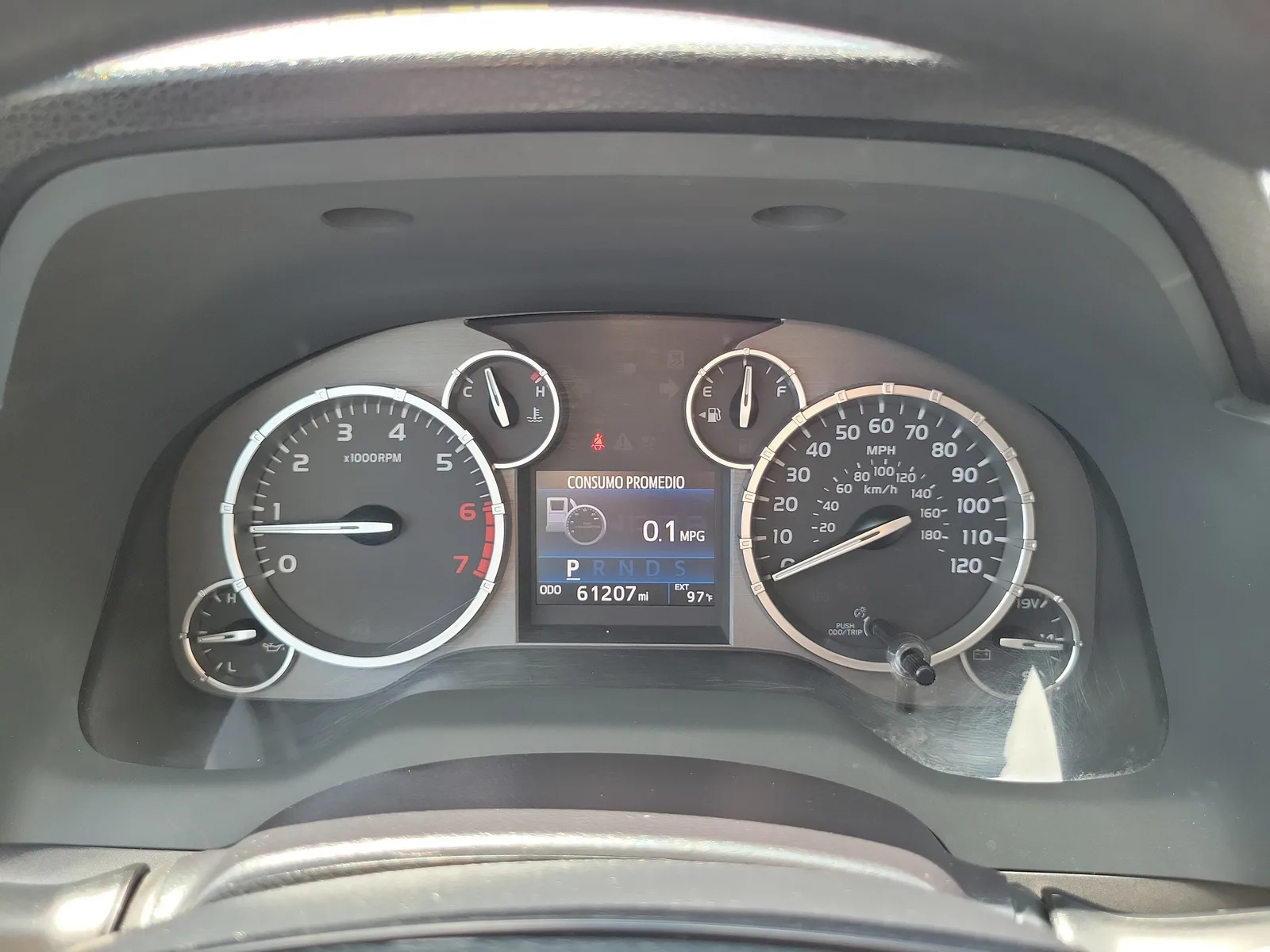 2017 Toyota Tundra 2WD SR photo 26