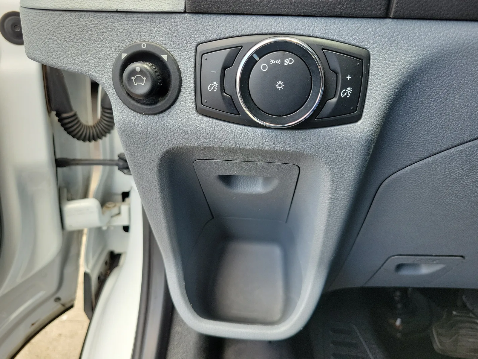 2016 Ford Transit Wagon XL photo 30