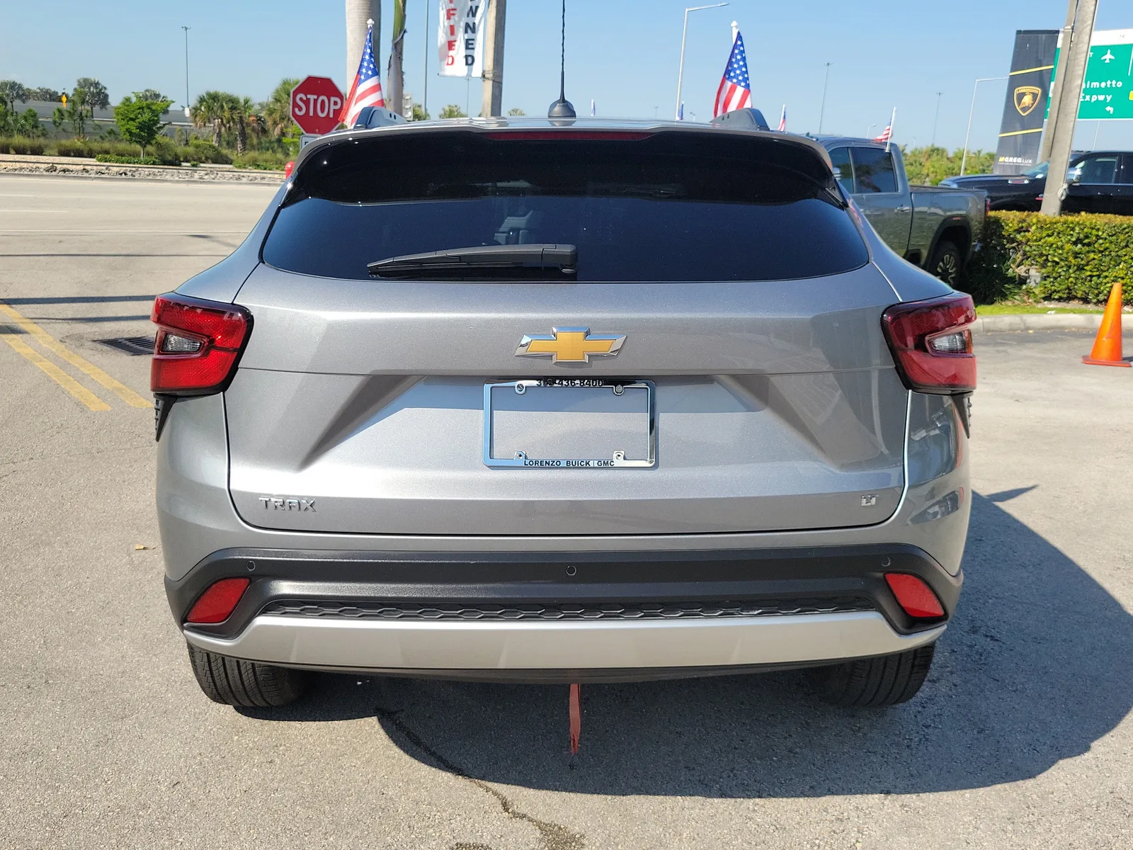 2025 Chevrolet Trax LT photo 6