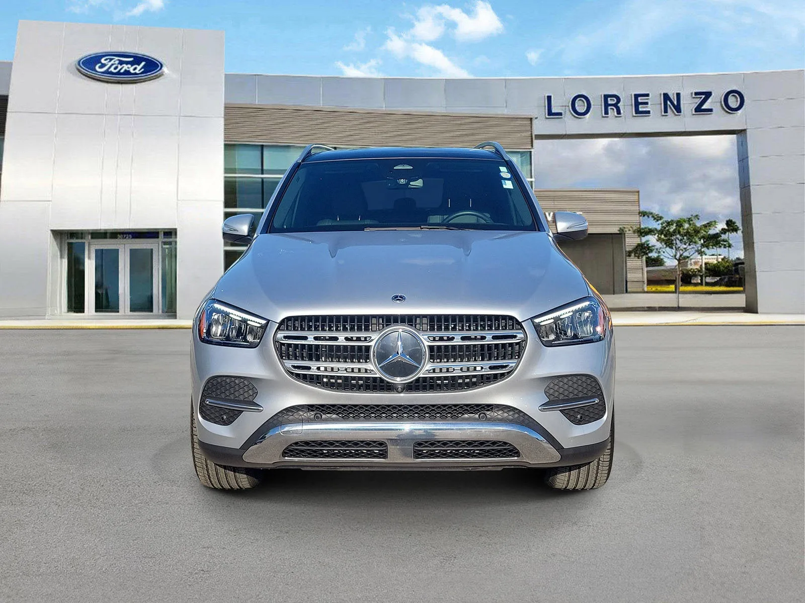 2026 Mercedes-Benz GLE GLE 350 photo 2