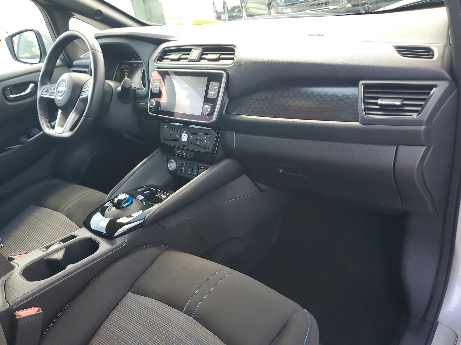 2024 Nissan LEAF SV PLUS photo 18