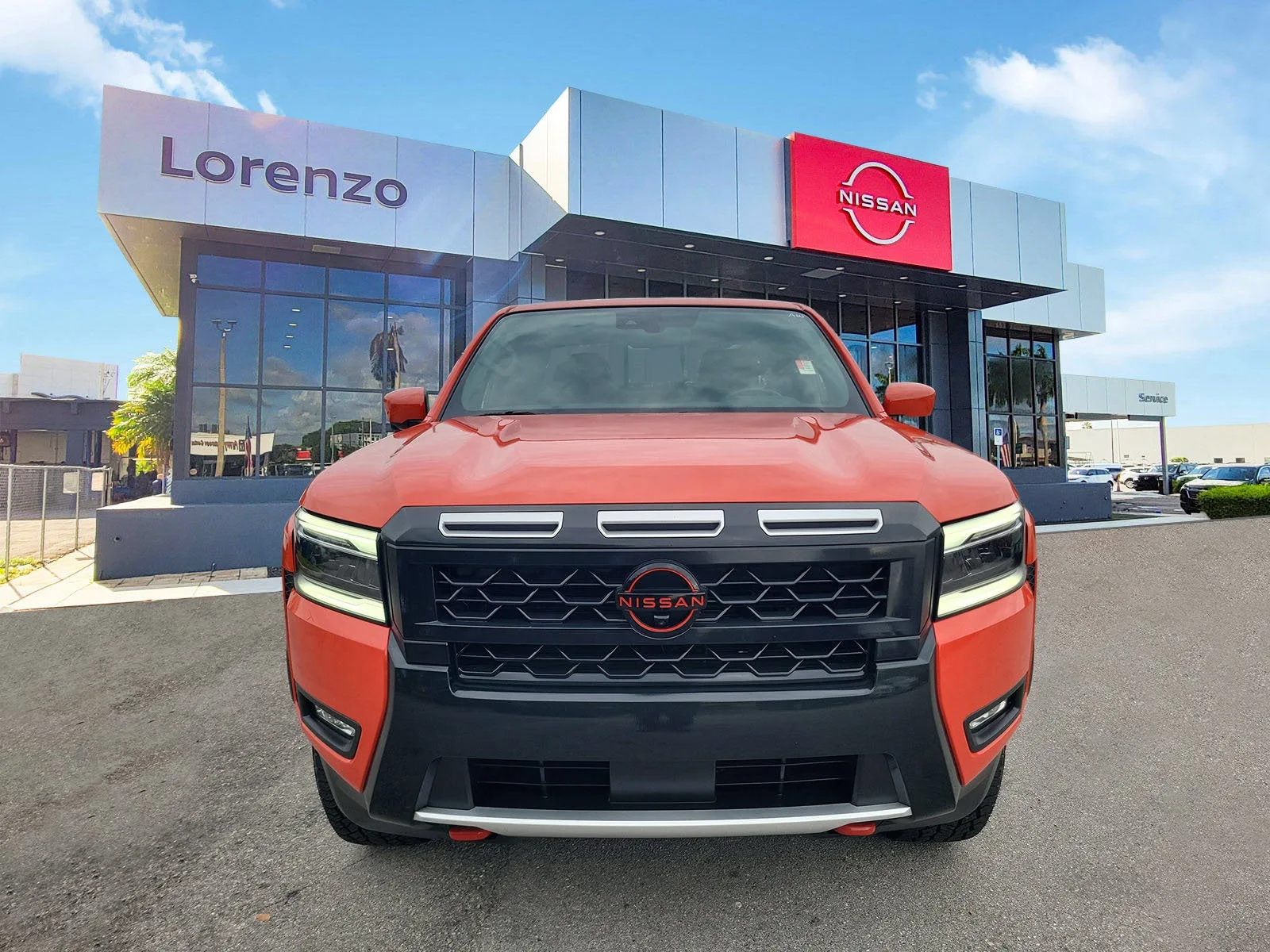 2025 Nissan Frontier Crew Cab PRO-X® photo 2
