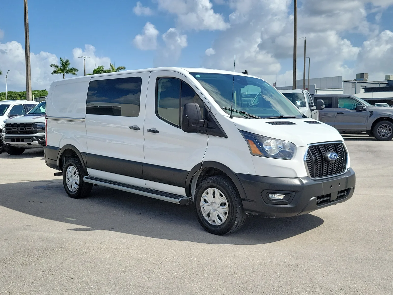 2024 Ford Transit Cargo Van Base photo 3