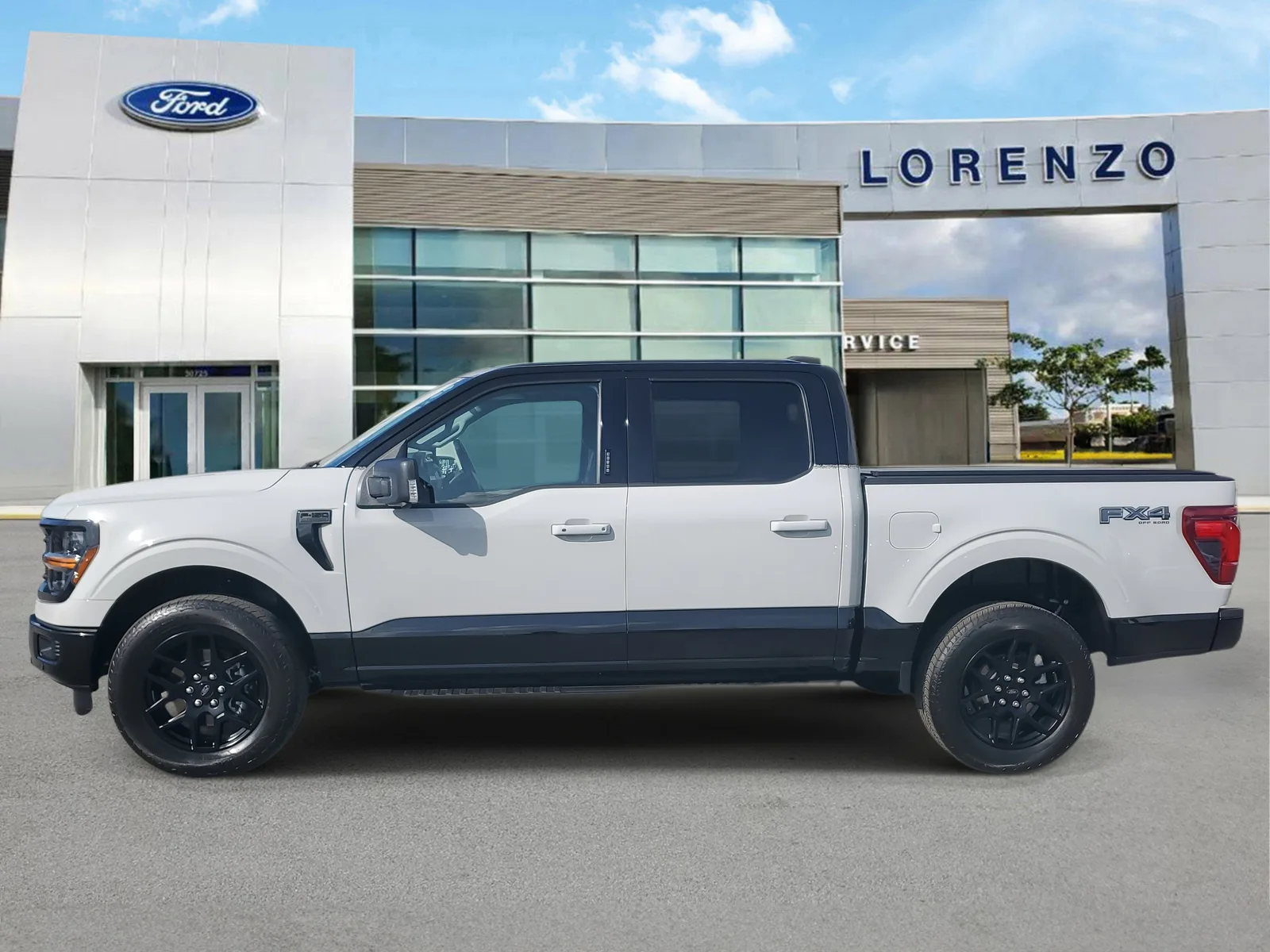 2024 Ford F-150 XLT 4WD photo 8