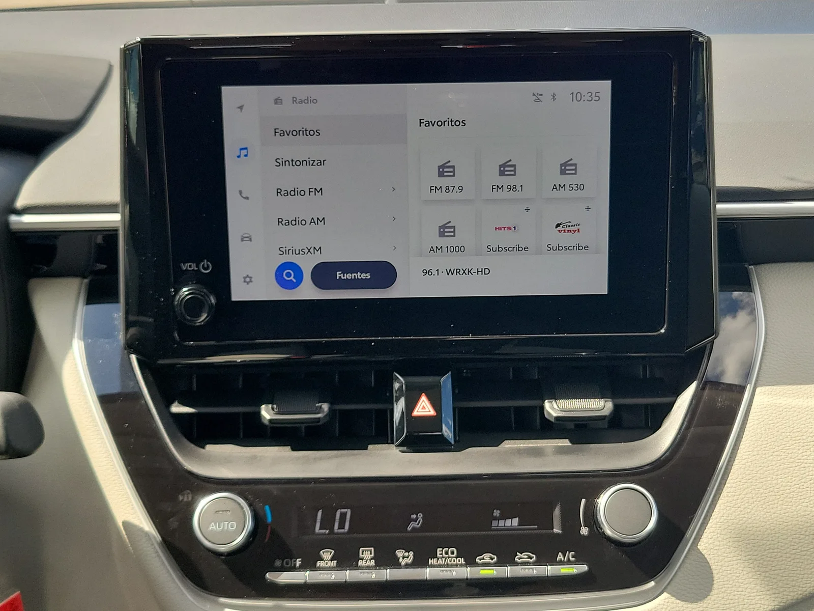 2025 Toyota Corolla LE photo 21
