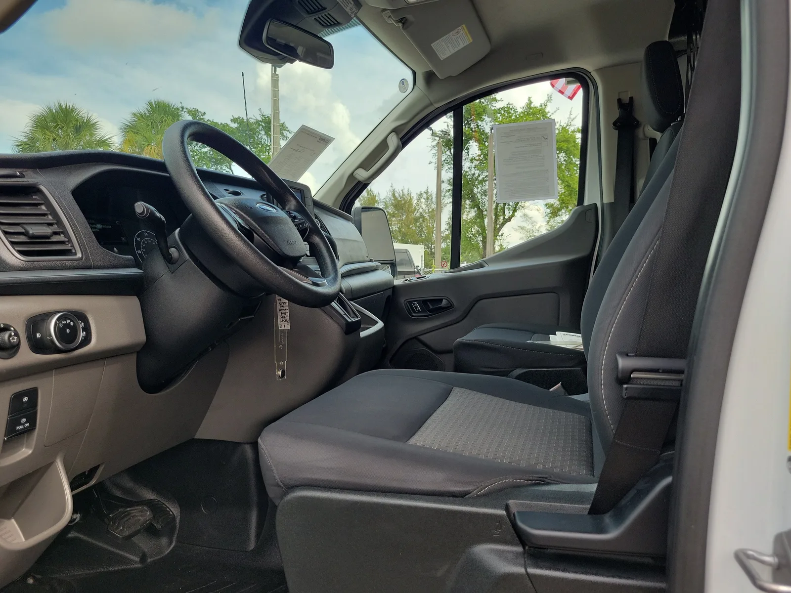 2025 Ford Transit Cargo Van T250 photo 11