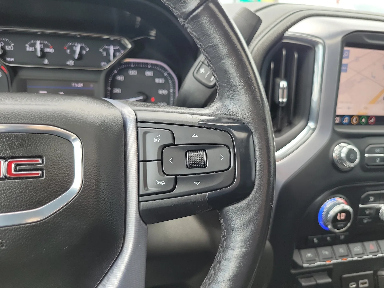 2020 GMC Sierra 1500 SLT photo 21