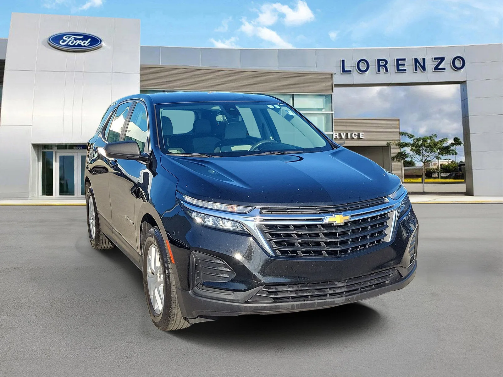 2024 Chevrolet Equinox LS photo 3