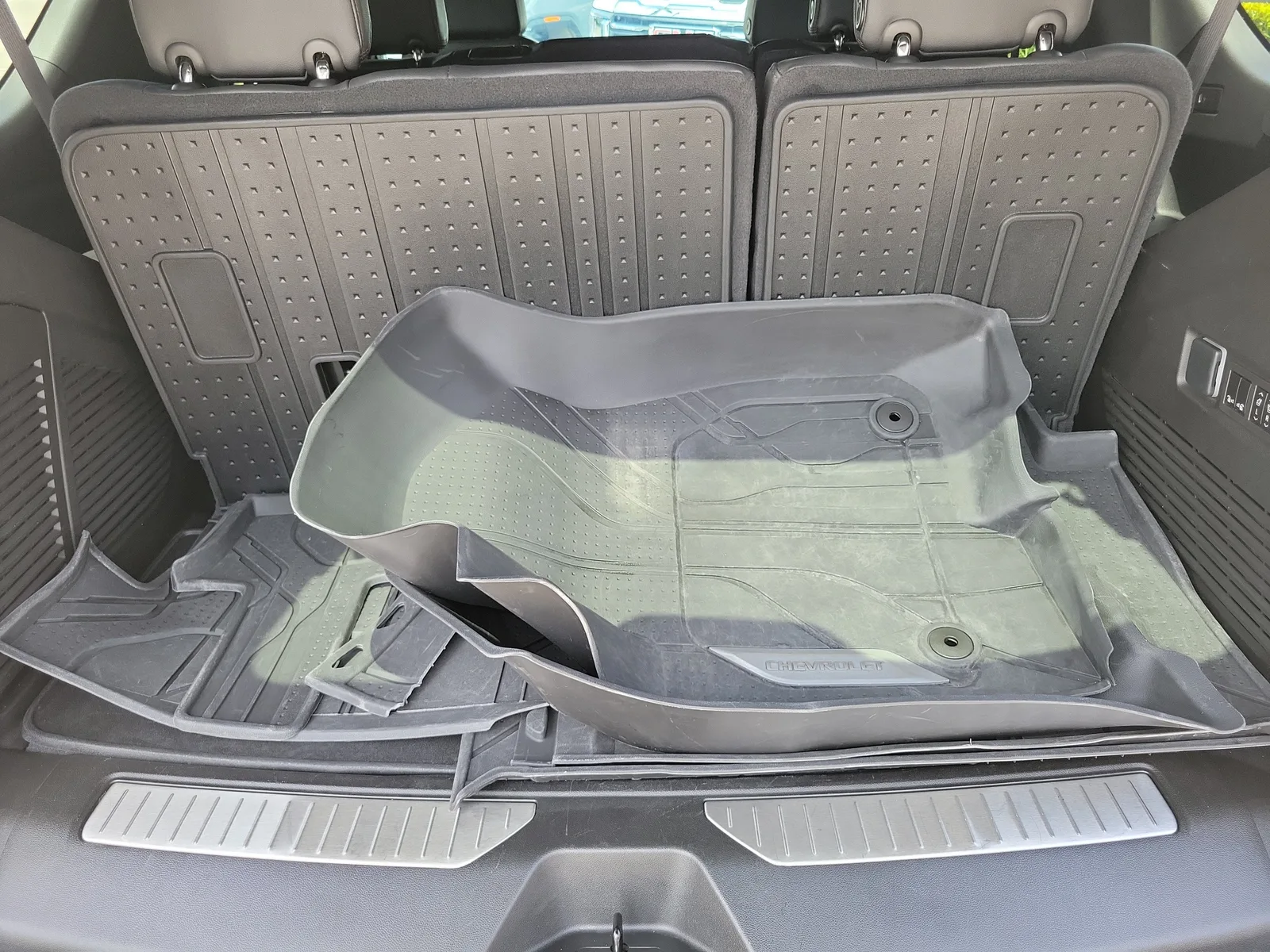 2023 Chevrolet Tahoe RST photo 11