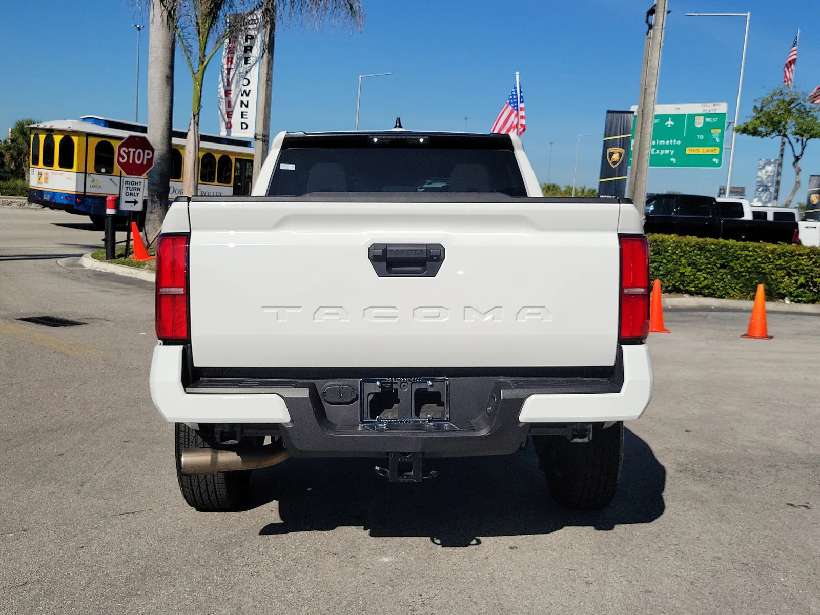 2024 Toyota Tacoma 2WD SR5 photo 5