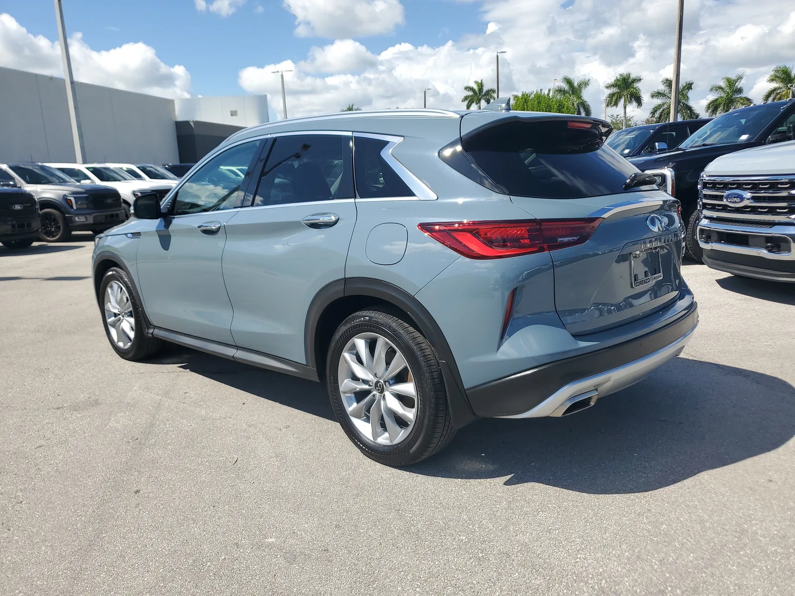 2022 INFINITI QX50 ESSENTIAL photo 7