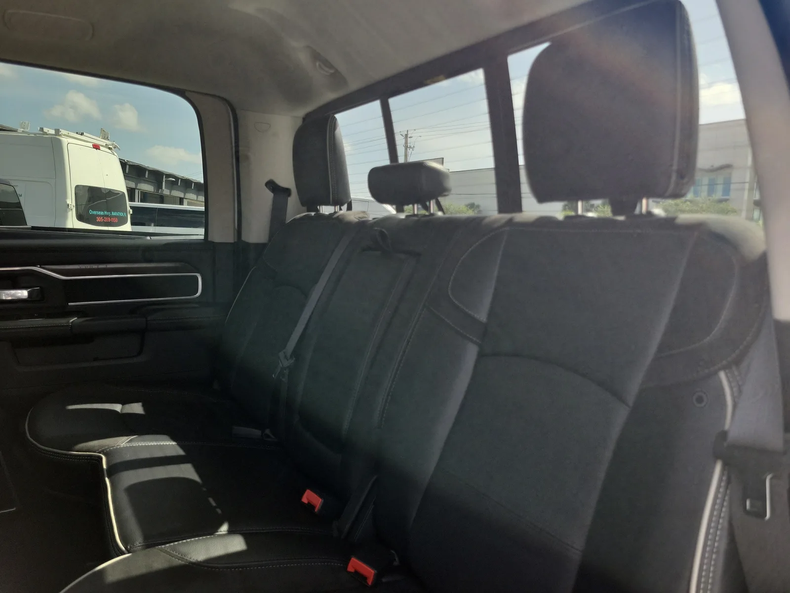 2024 RAM 2500 Laramie 4WD Diesel photo 15