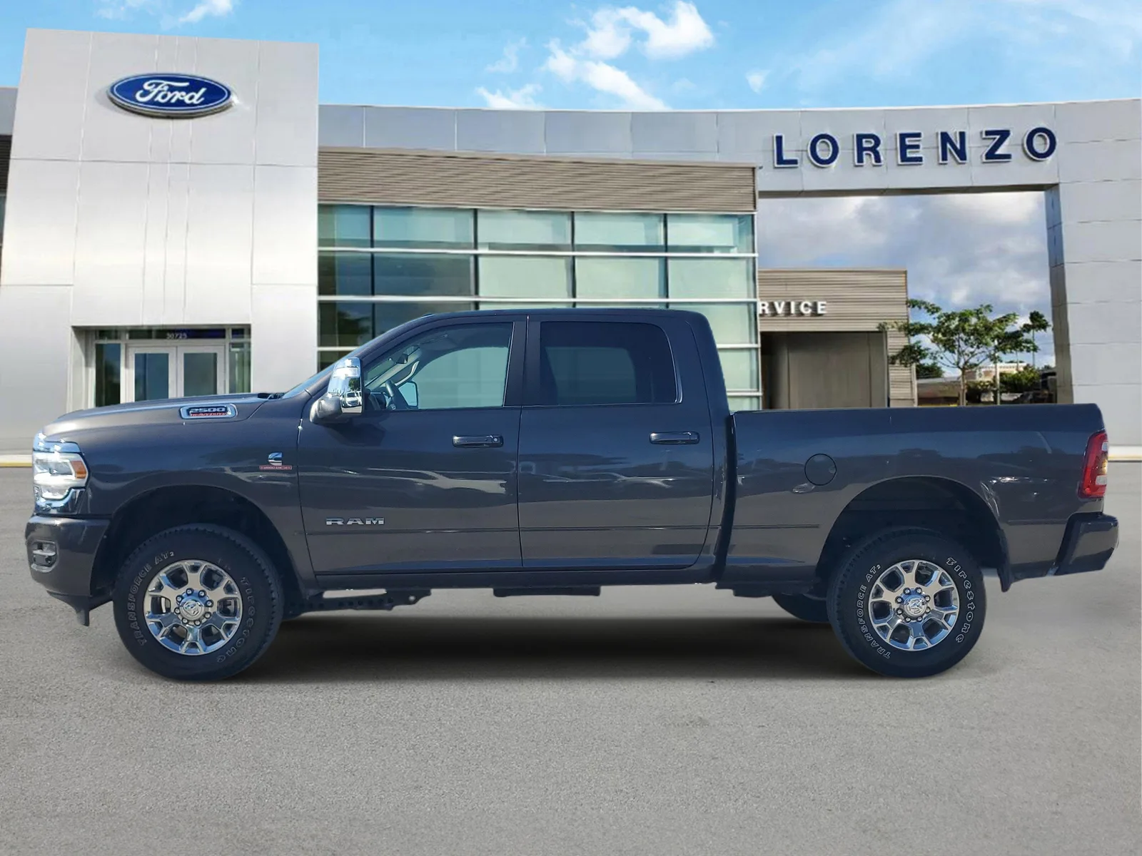 2024 RAM 2500 Laramie 4WD Diesel photo 8