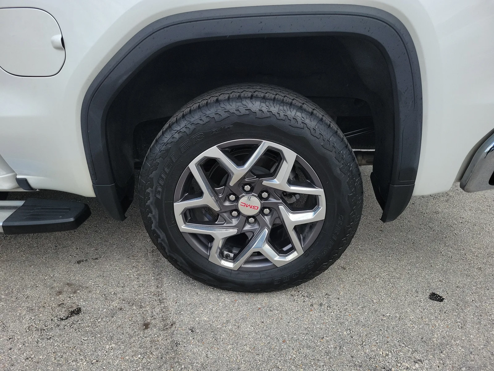 2023 GMC Sierra 1500 SLT photo 26
