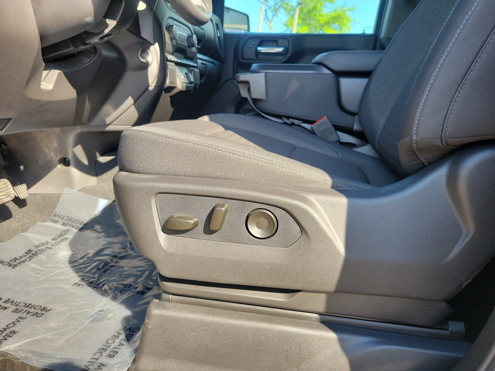 2026 Chevrolet Silverado 1500 Custom photo 12