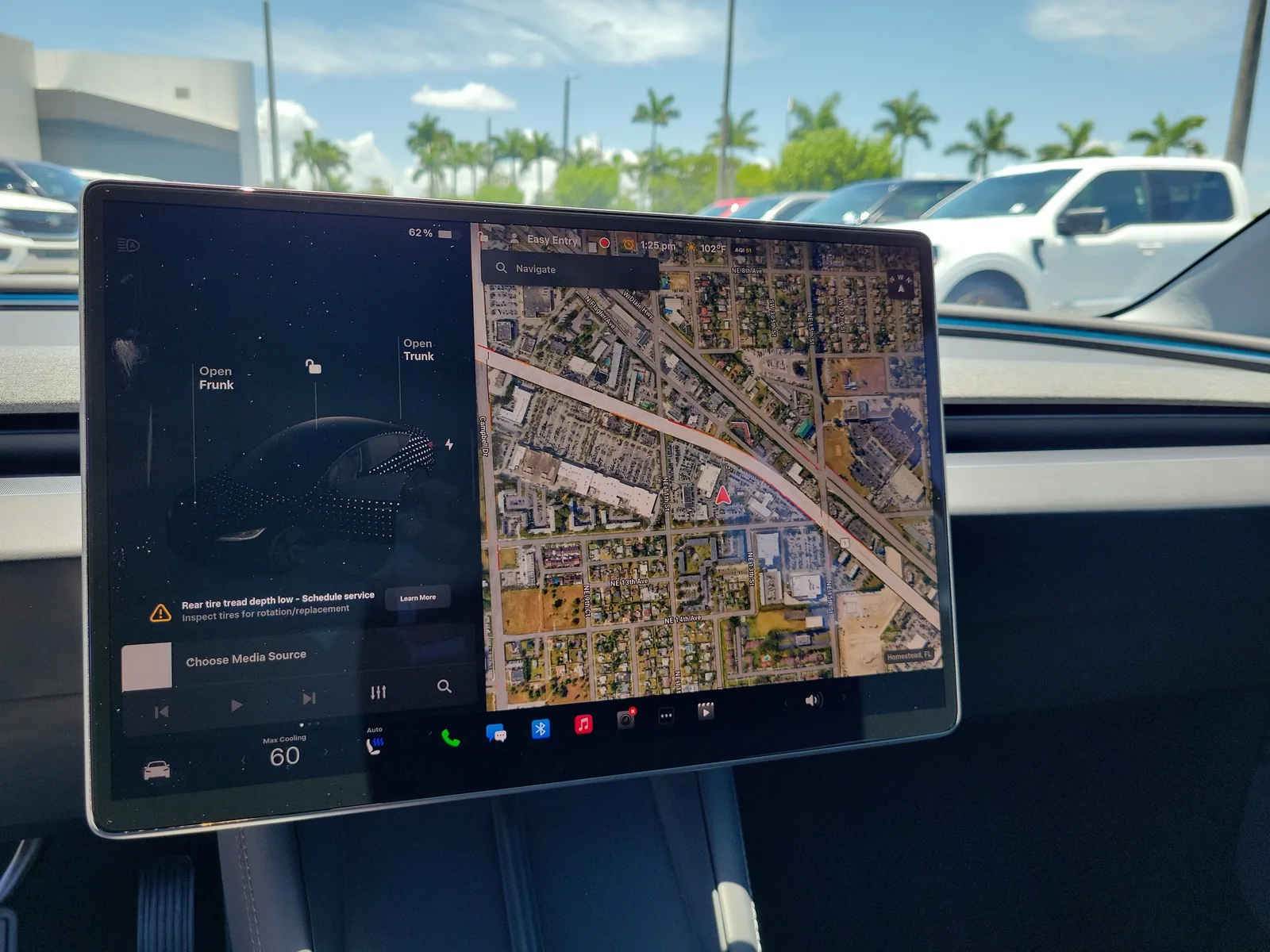 2025 Tesla Model 3 Long Range photo 29