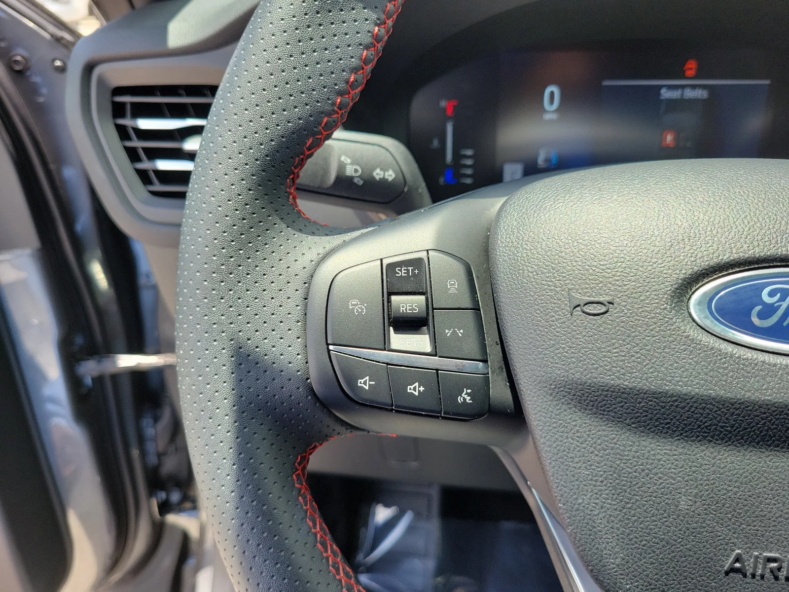 2024 Ford Escape ST-Line photo 22