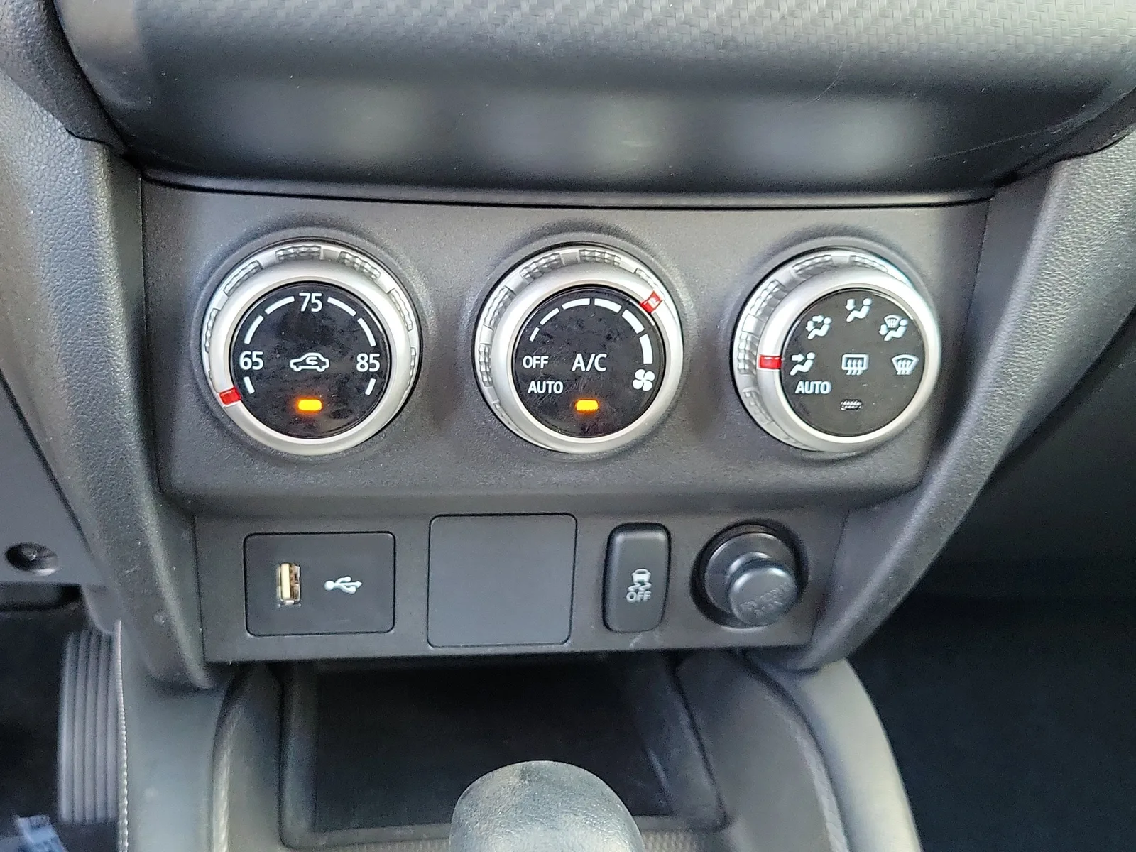 2025 Mitsubishi Outlander Sport ES 4WD photo 24