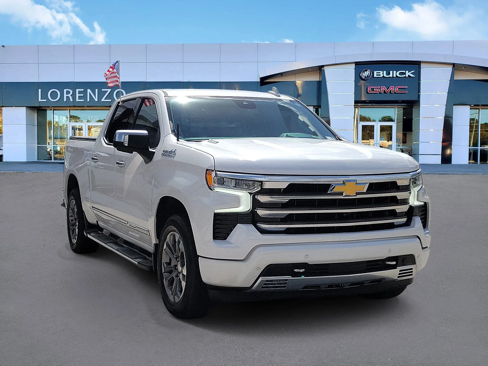 2023 Chevrolet Silverado 1500 High Country photo 3