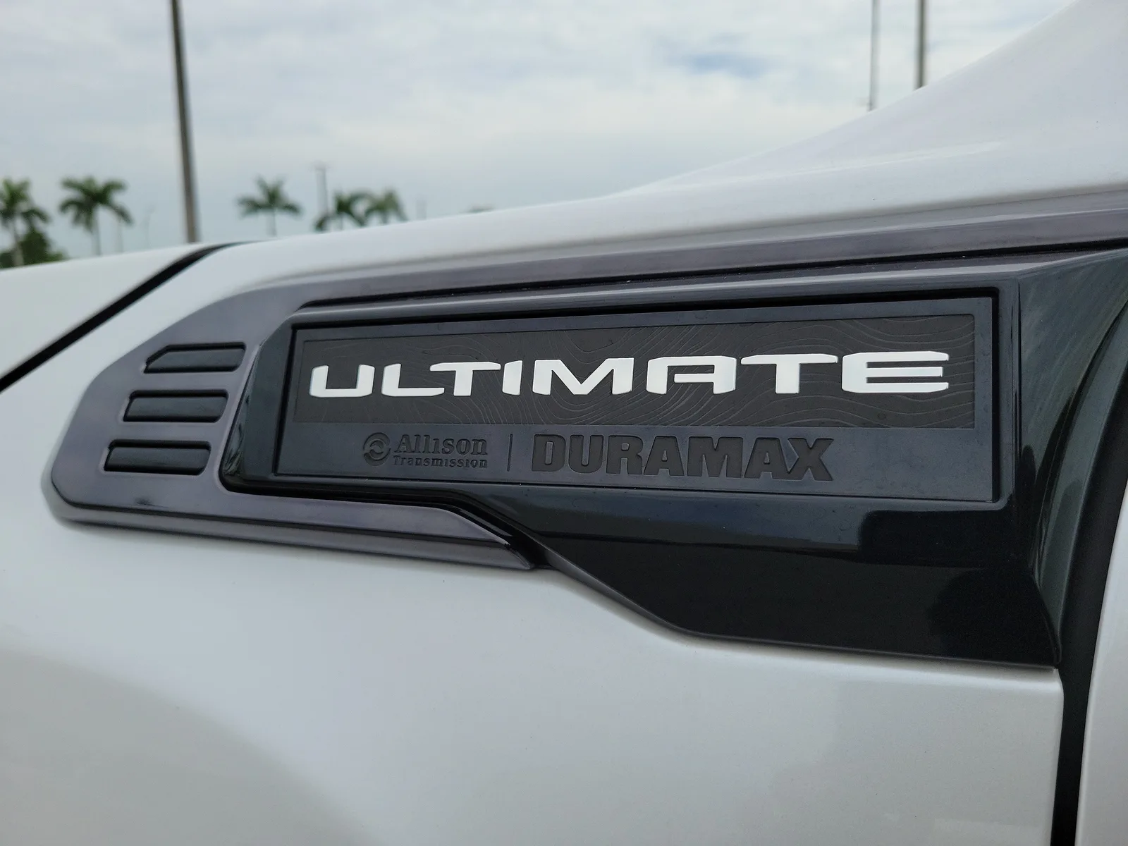 2025 GMC Sierra 2500HD Denali Ultimate 4WD Diesel photo 30