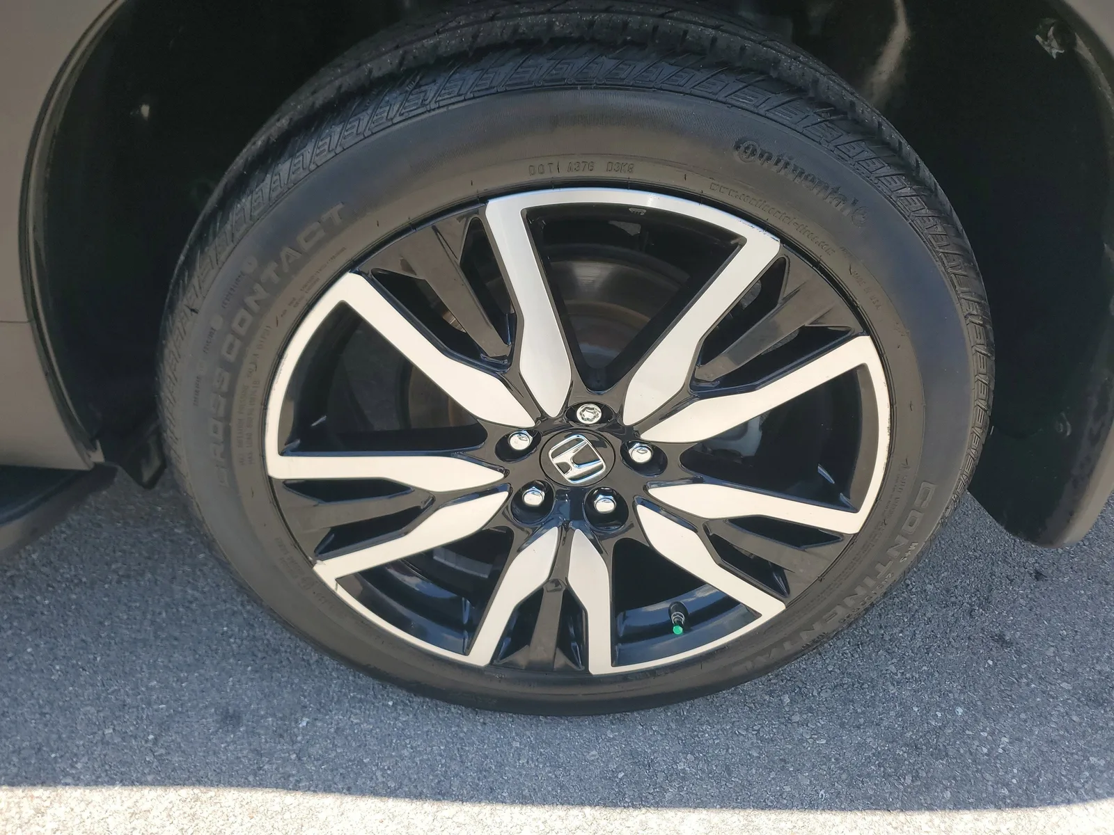 2022 Honda Pilot Touring 7-Passenger photo 32