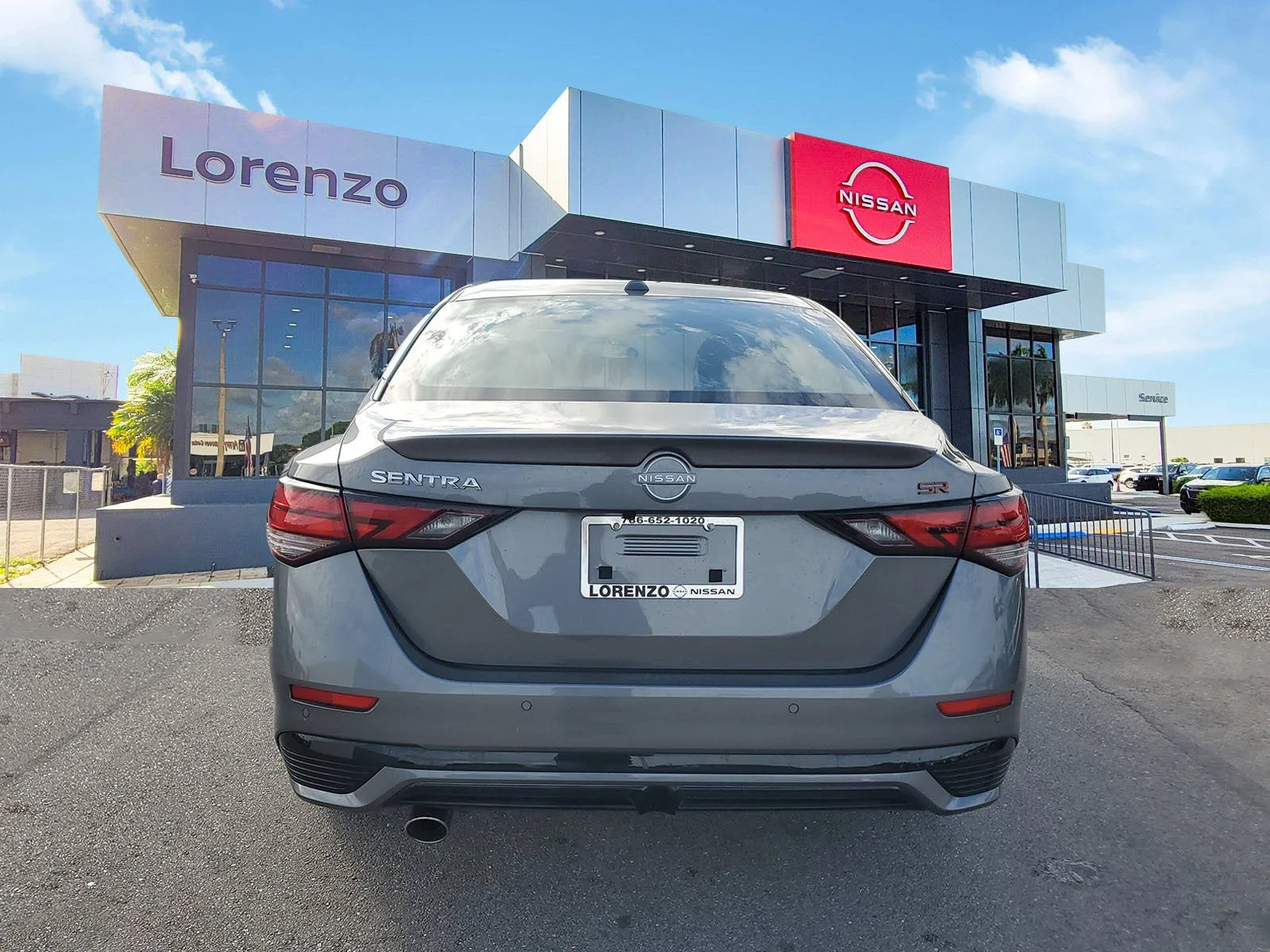 2025 Nissan Sentra SR photo 5