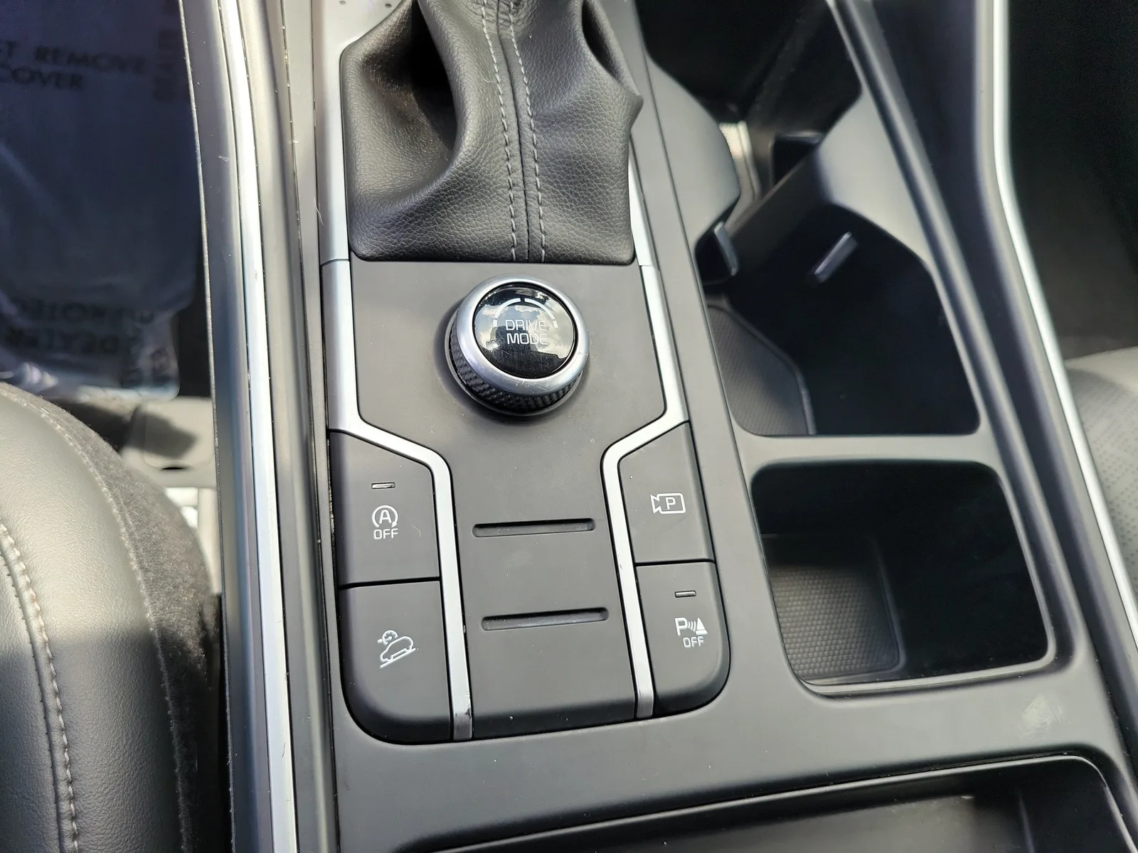 2021 Kia Sorento S photo 31