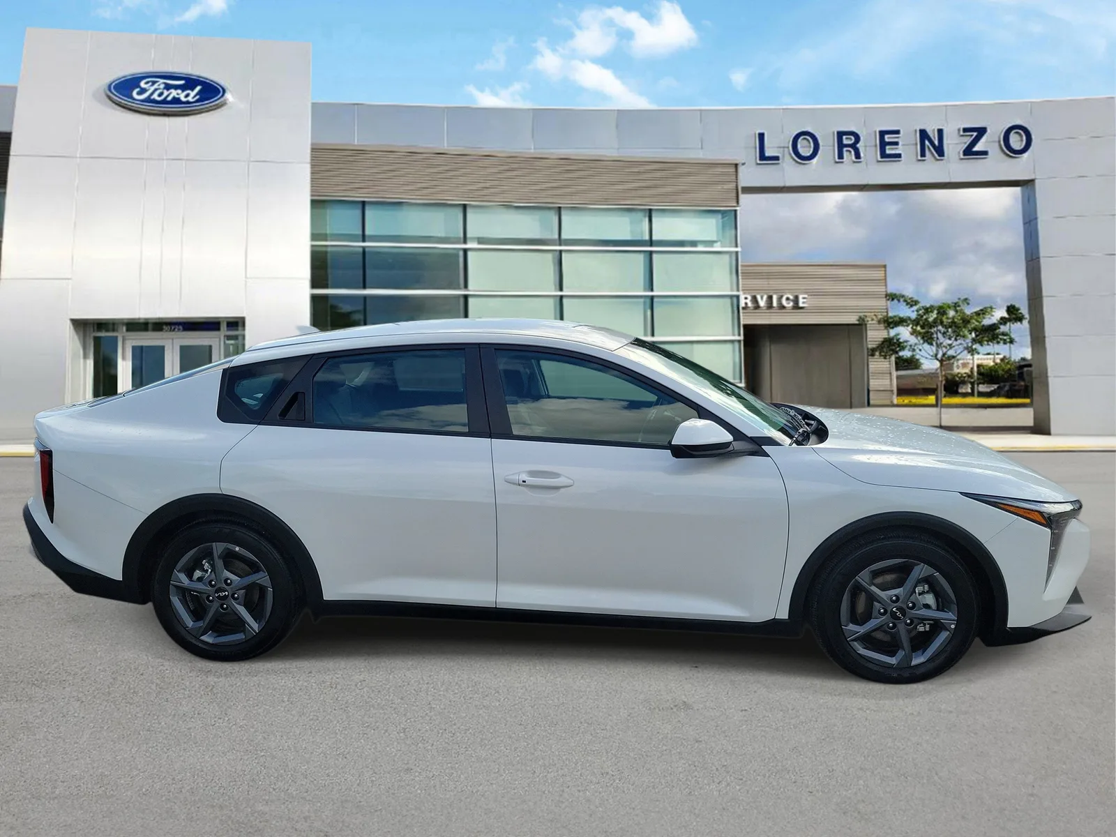 2025 Kia K4 LXS photo 4