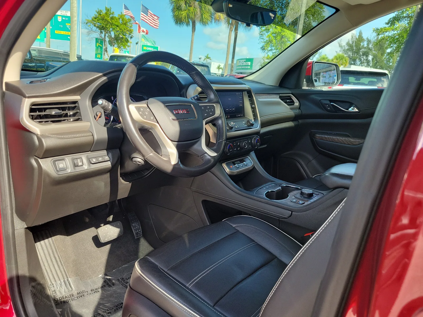 2020 GMC Acadia Denali photo 9