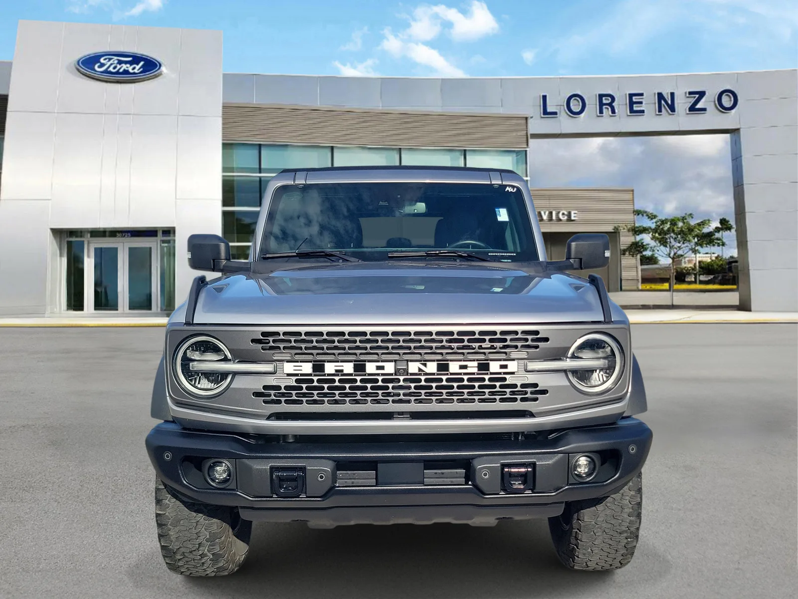 2023 Ford Bronco Badlands 4WD photo 2
