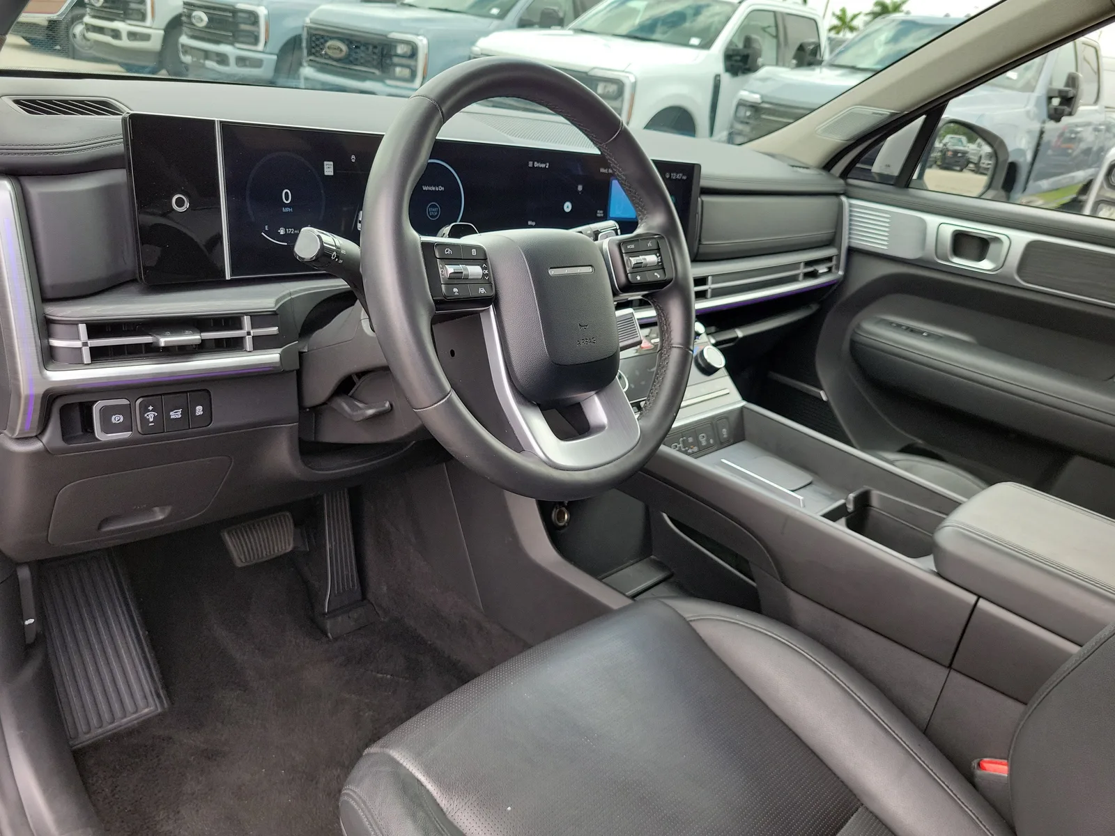 2025 Hyundai Santa Fe Limited photo 9