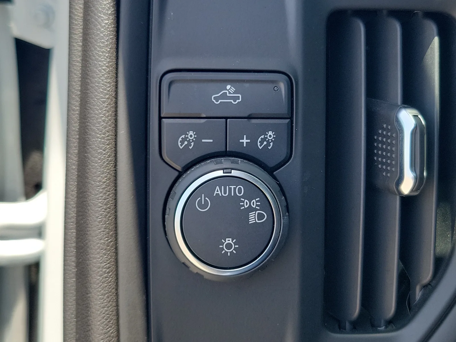 2025 Chevrolet Silverado 1500 Work Truck photo 22