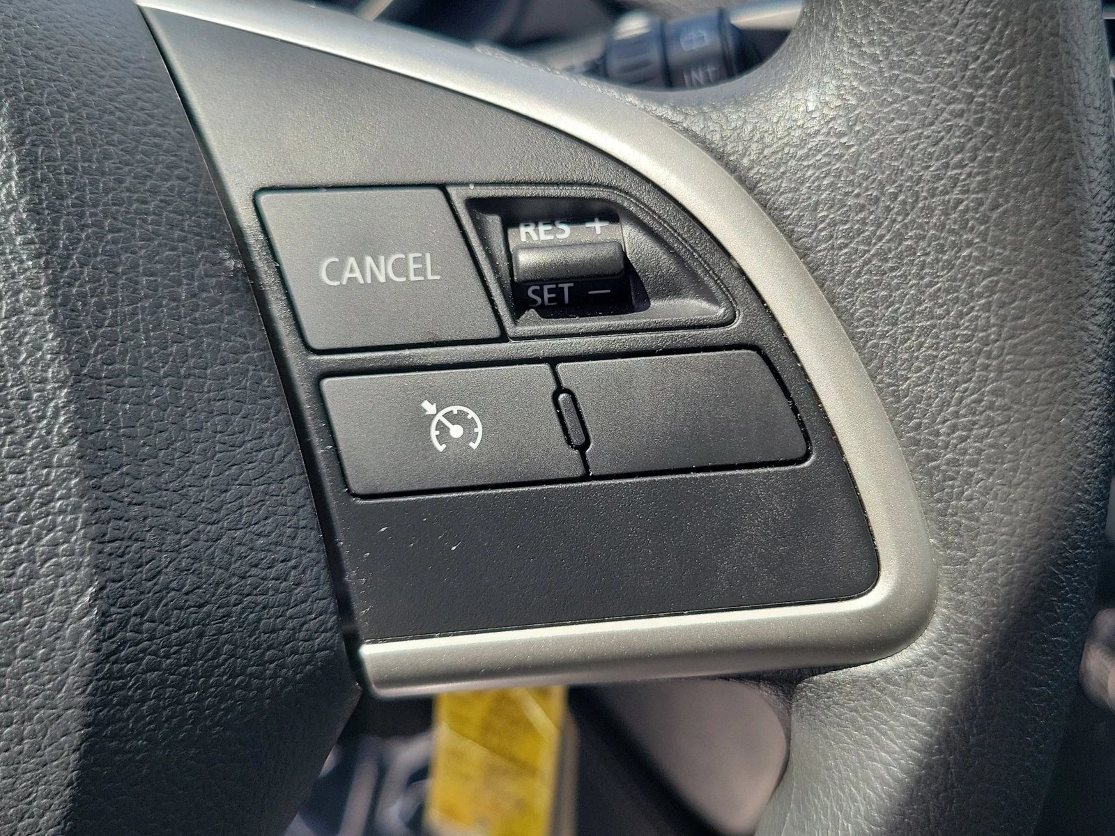 2024 Mitsubishi Outlander Sport ES 4WD photo 20