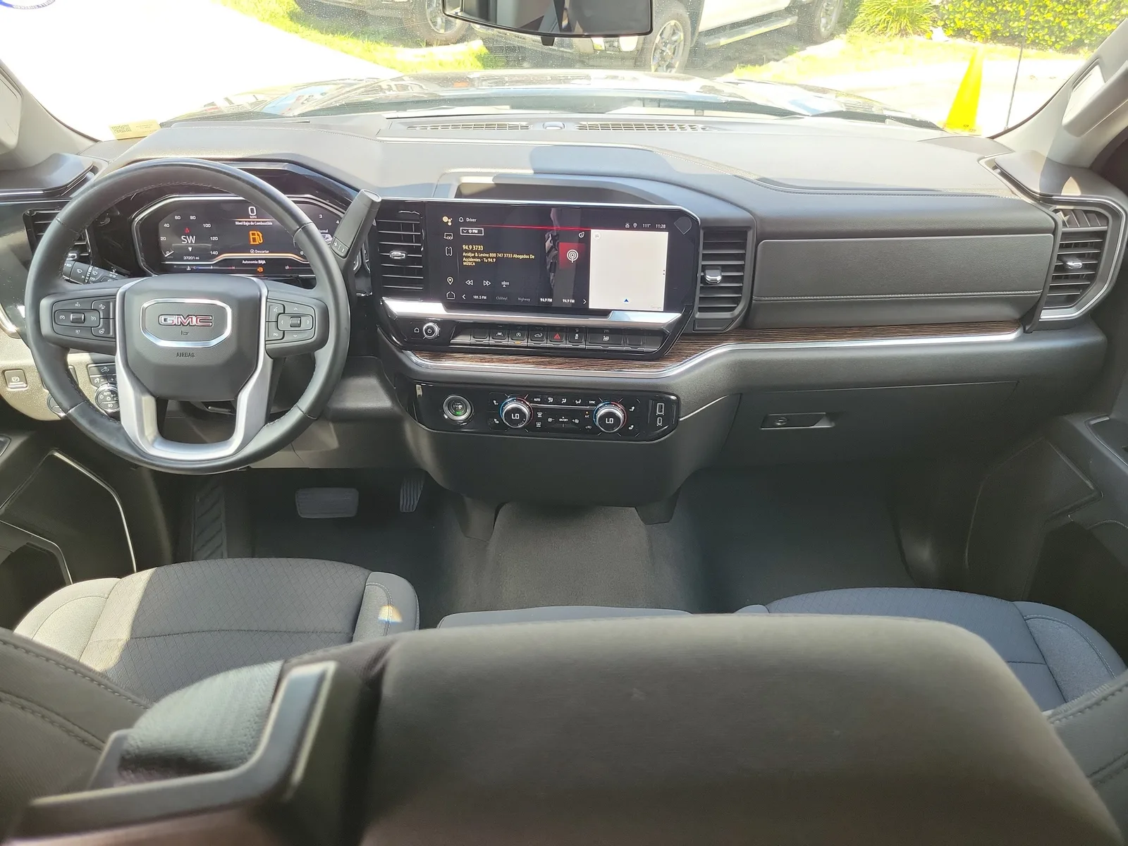 2024 GMC Sierra 1500 Elevation photo 15