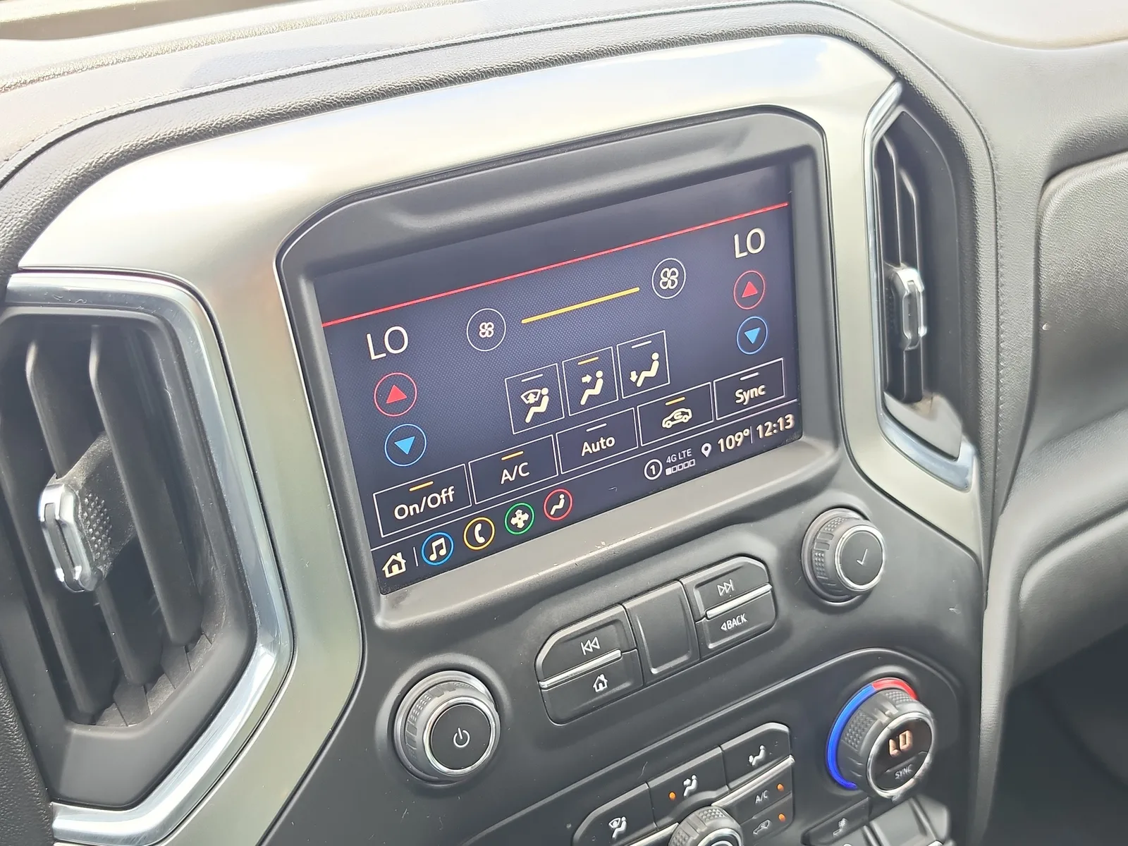 2021 Chevrolet Silverado 1500 LT Trail Boss 4WD photo 16