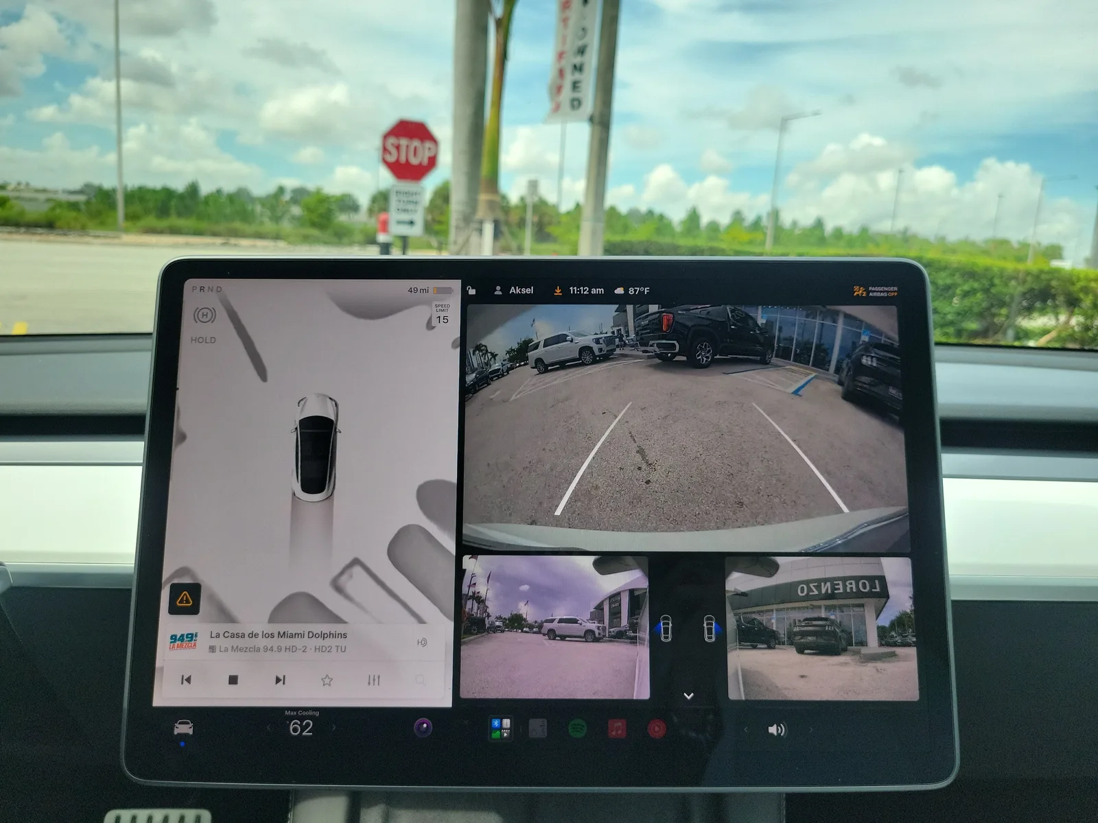 2023 Tesla Model 3 Performance photo 11