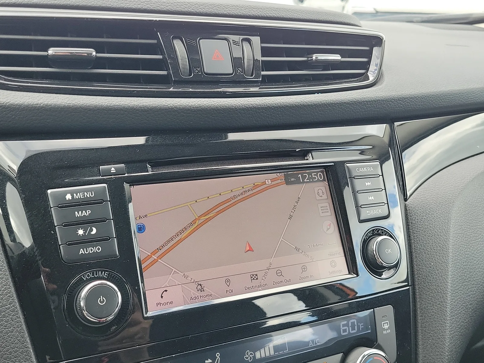 2022 Nissan Rogue Sport SL 4WD photo 16