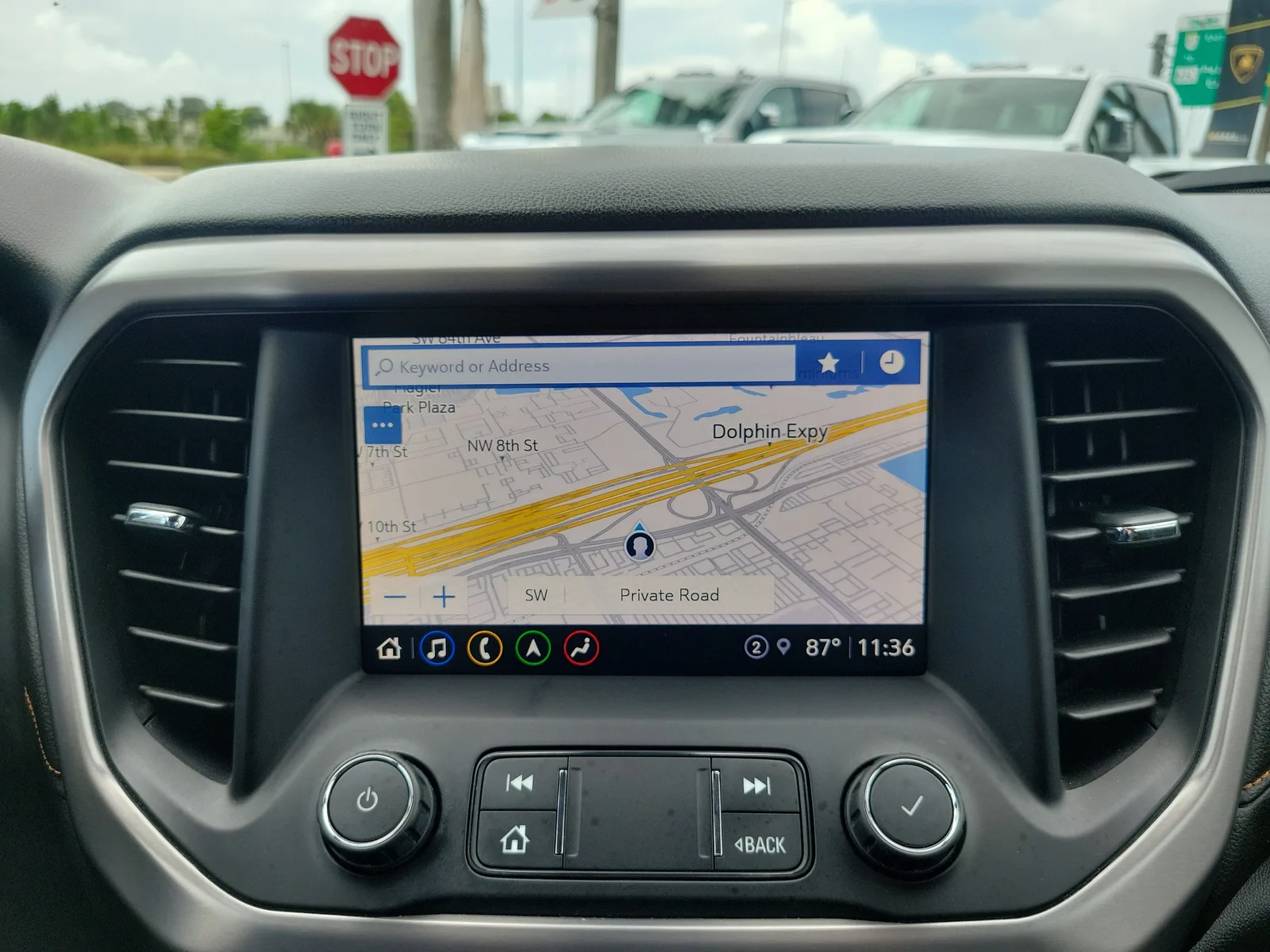 2021 GMC Acadia AT4 photo 10