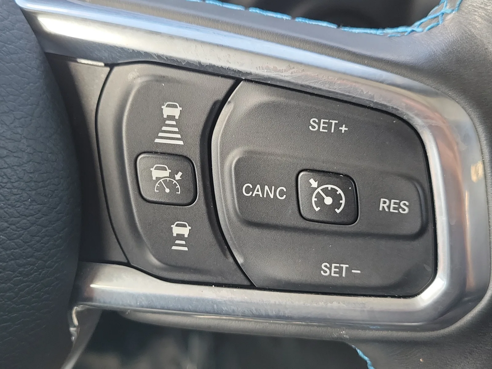 2022 Jeep Wrangler 4xe Unlimited Rubicon photo 21