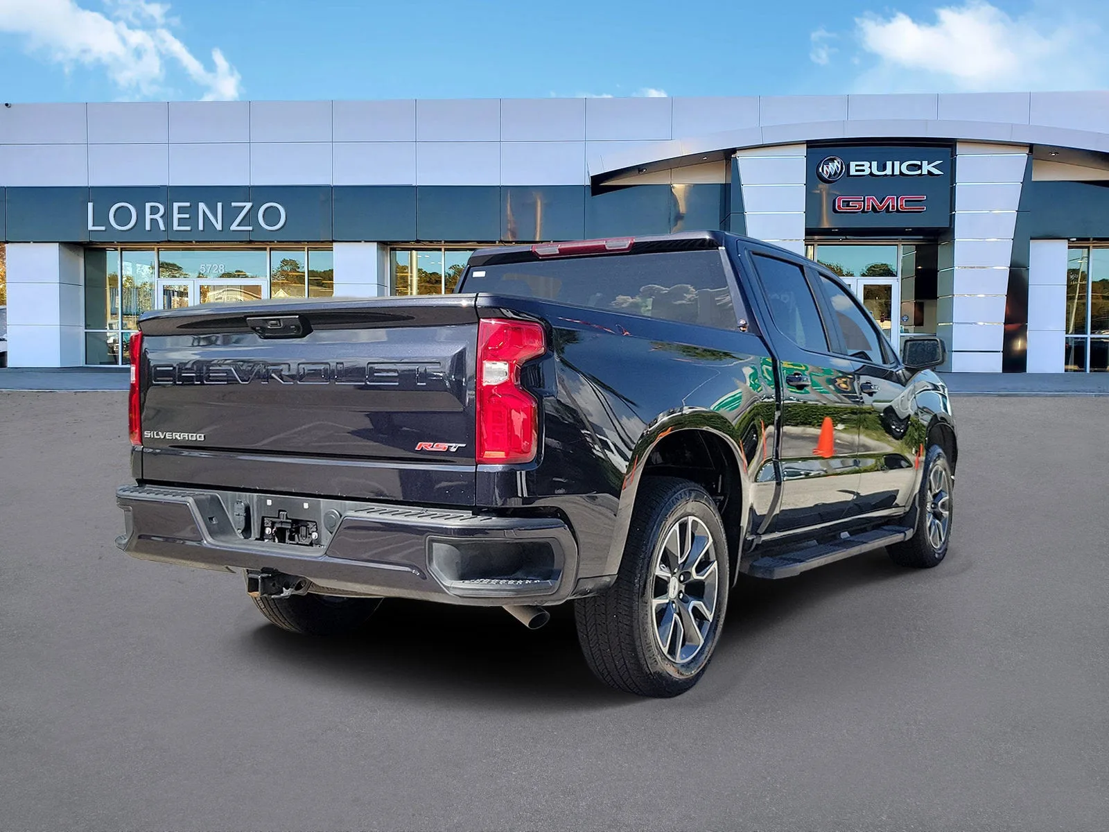 2024 Chevrolet Silverado 1500 RST photo 5