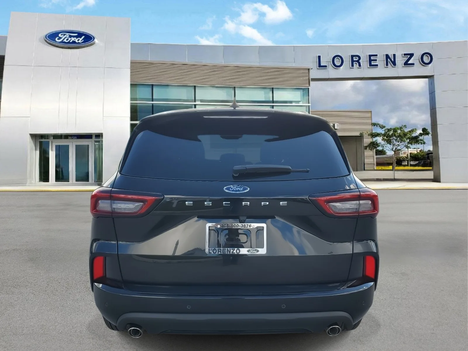 2024 Ford Escape ST-Line photo 5