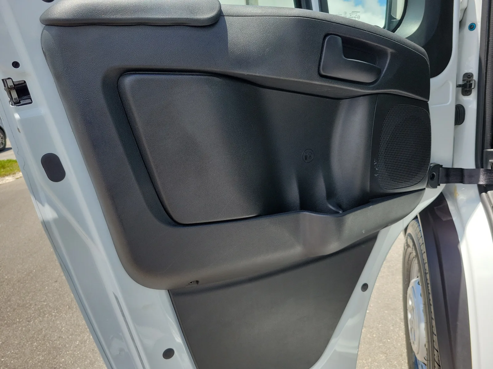 2025 RAM ProMaster Cargo Van Tradesman photo 25
