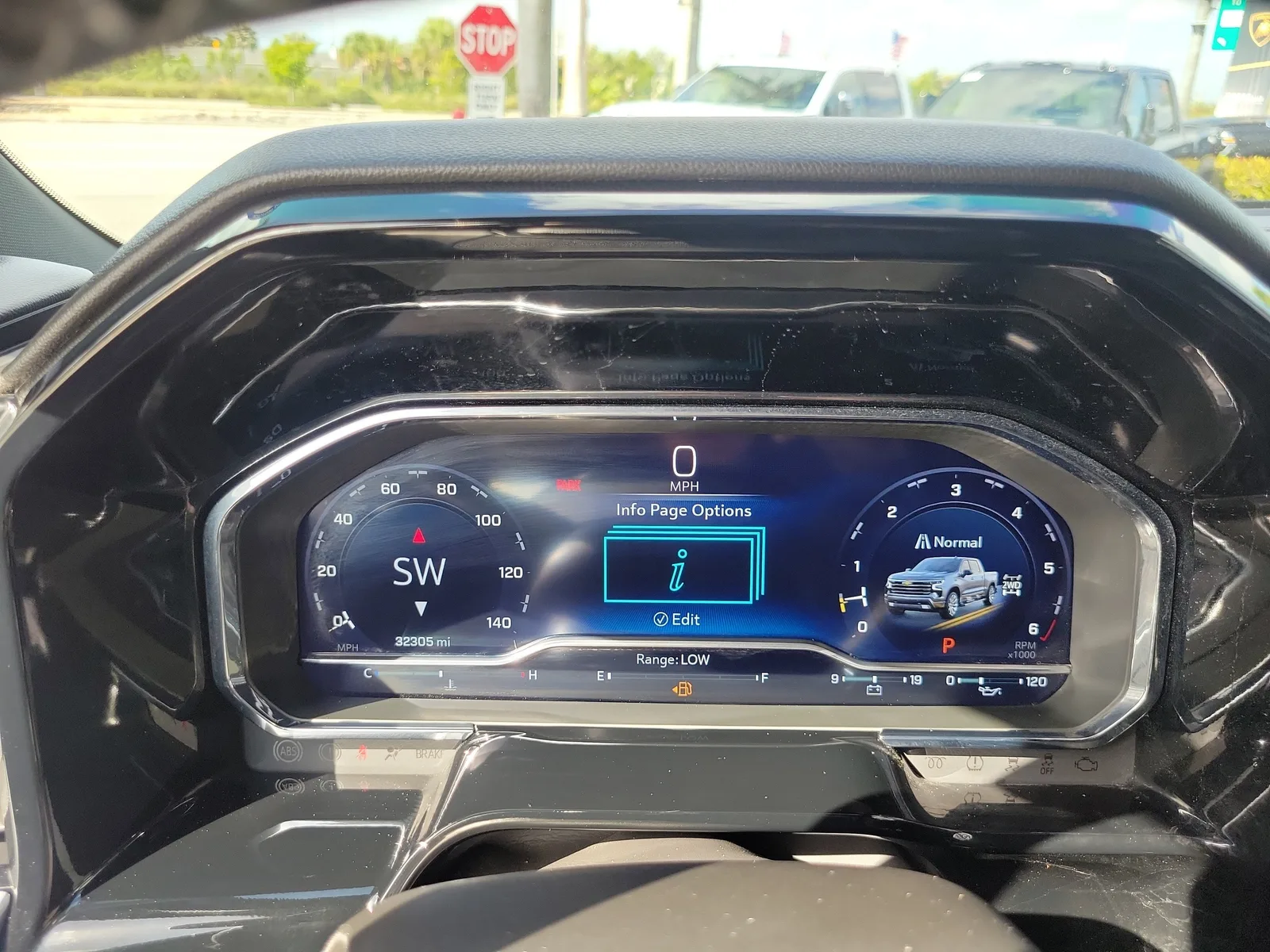 2024 Chevrolet Silverado 1500 High Country photo 26