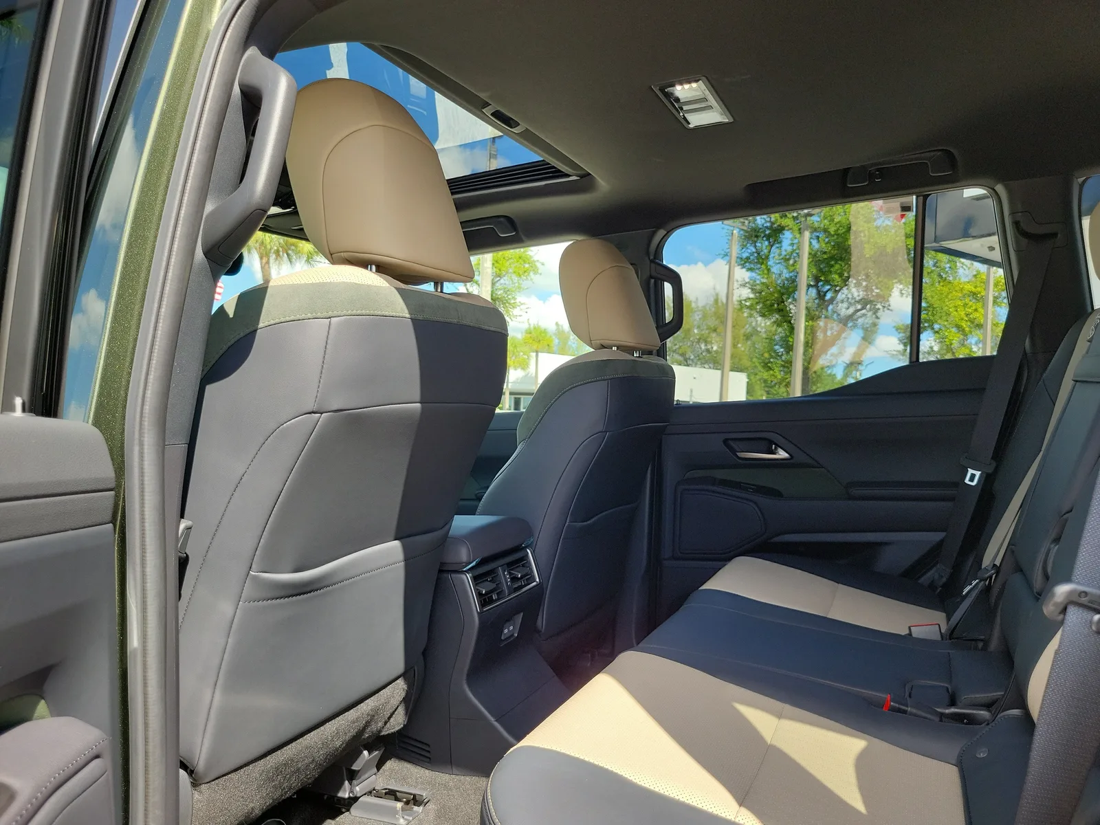 2025 Lexus GX GX 550 Premium photo 16