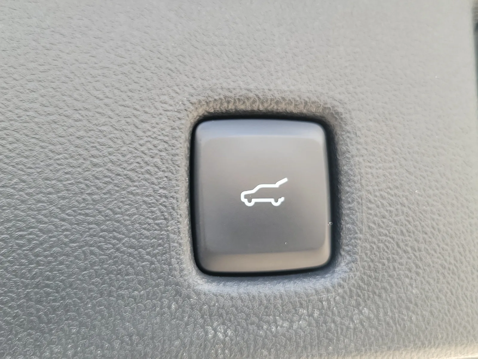 2024 Ford Escape ST-Line photo 18