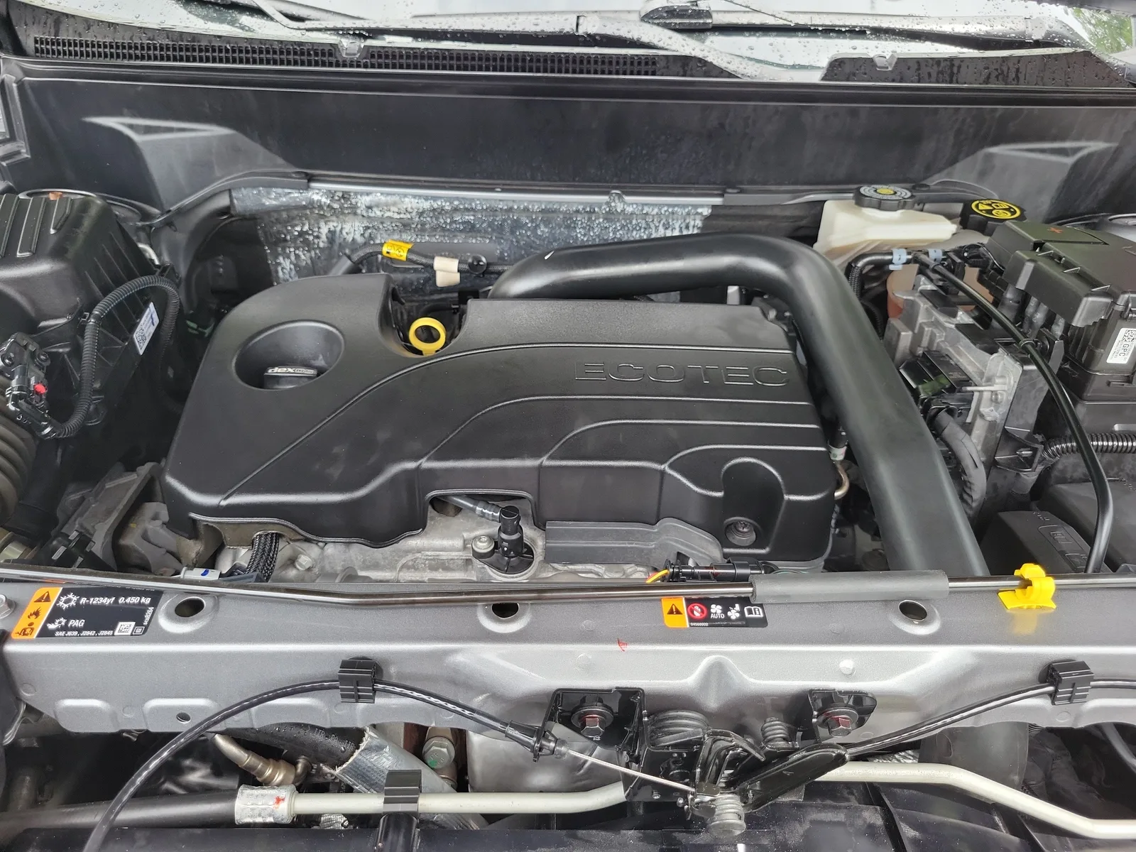 2023 GMC Terrain SLE photo 28