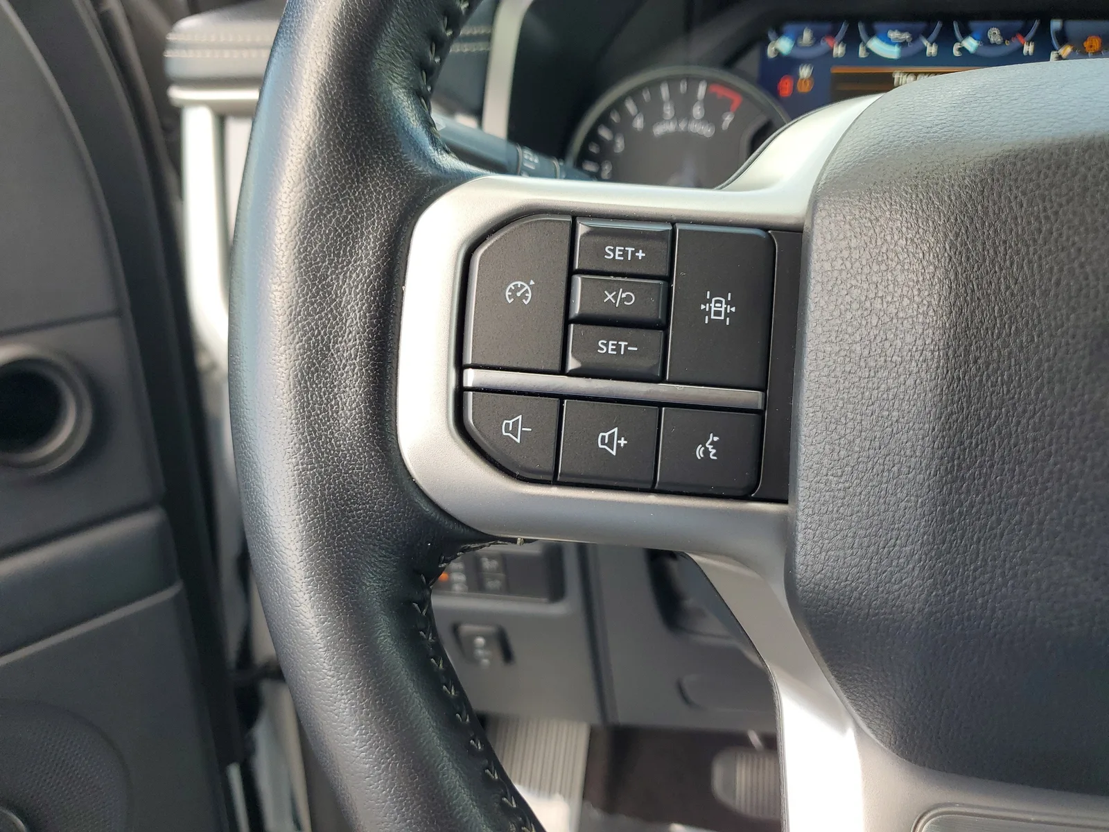 2022 Ford Expedition XLT photo 22